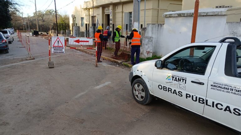 Instalan la red de gas natural en la Escuela Sarmiento de Tanti
